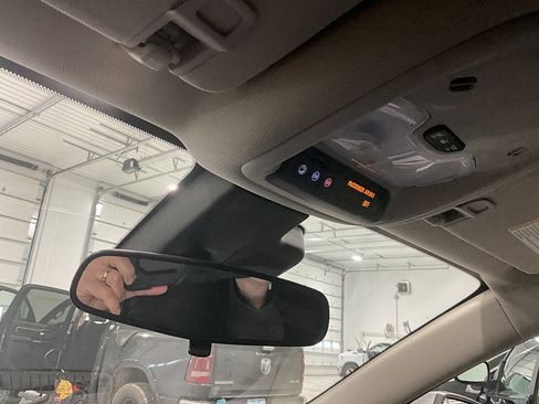 Used 2023 Buick Encore GX Preferred w/ Cold Weather Comfort Package image 24