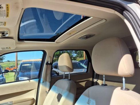 Used 2008 Ford Escape XLT FWD image 14