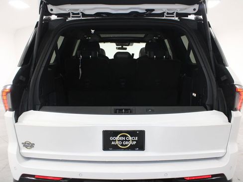New 2025 Lincoln Navigator L Reserve w/ Jet Appearance Package AWD/4WD image 16