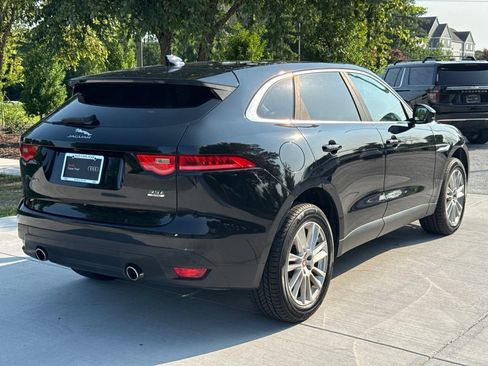Used 2017 Jaguar F-PACE Prestige AWD/4WD image 7