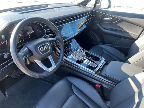 Used 2025 Audi Q7 3.0T Premium Plus image 18