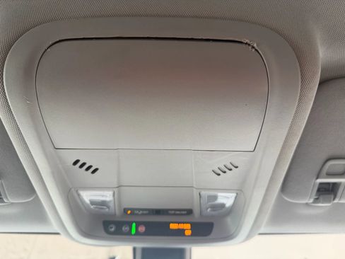 Used 2019 Chevrolet Equinox LS w/ LS Convenience Package FWD image 21