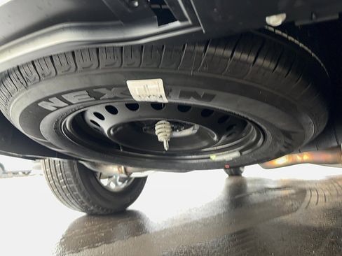 Used 2025 Jeep Grand Cherokee L Limited w/ Luxury Tech Group II image 15