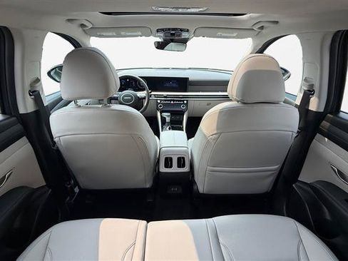 Used 2025 Hyundai Tucson SEL FWD image 22
