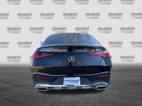 Certified 2025 Mercedes-Benz GLC 300 4MATIC image 8