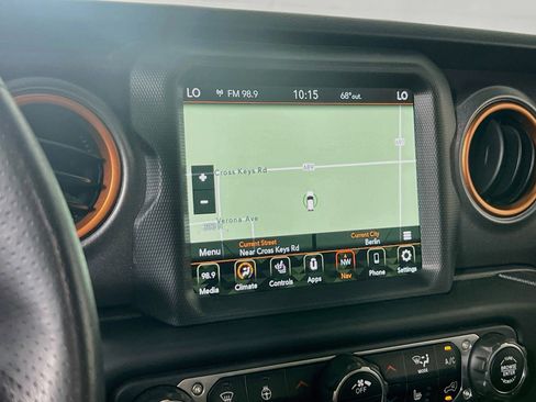 Used 2023 Jeep Gladiator Mojave w/ Cold Weather Group AWD/4WD image 13