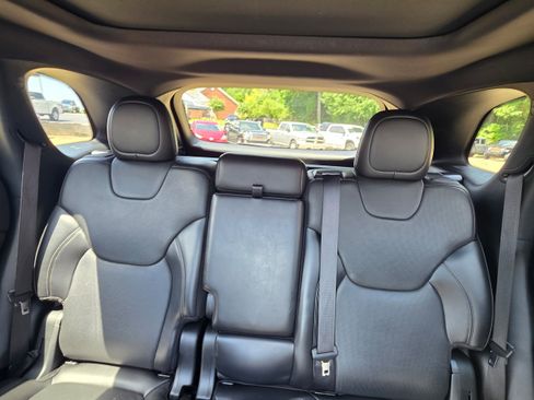 Used 2020 Jeep Cherokee High Altitude AWD/4WD image 23