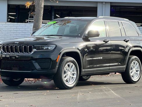 New 2025 Jeep Grand Cherokee Laredo X image 8