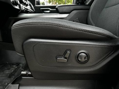 Used 2023 RAM 1500 Big Horn AWD/4WD image 29