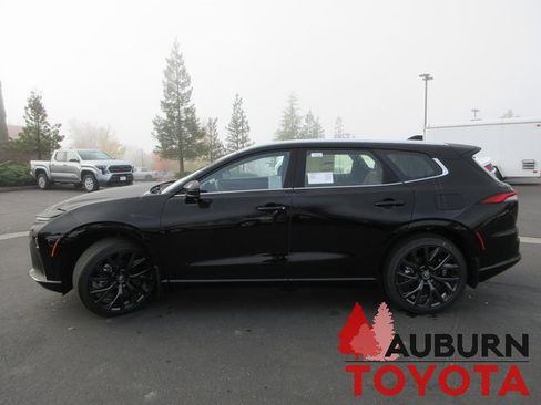 New 2025 Toyota Crown Signia image 6