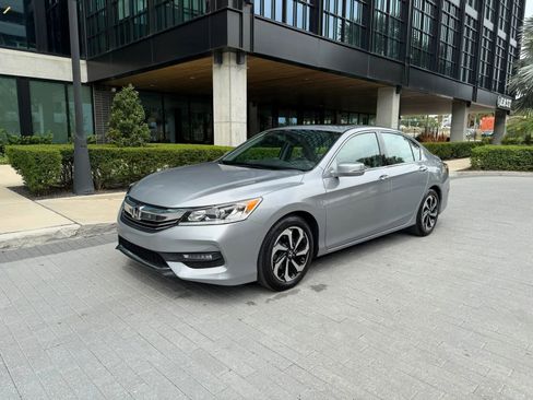 Used 2017 Honda Accord EX-L image 19