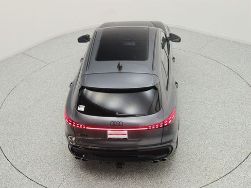 New 2026 Audi SQ5 Premium Plus AWD/4WD image 21