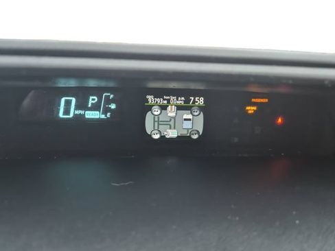 Used 2014 Toyota Prius C One FWD image 14