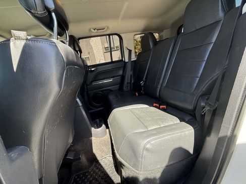 Used 2014 Jeep Patriot Limited FWD image 18