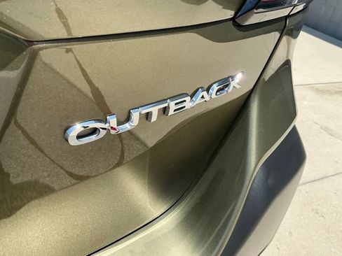 Certified 2025 Subaru Outback Premium AWD/4WD image 6