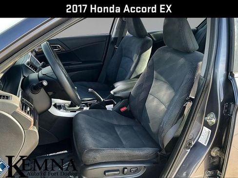 Used 2017 Honda Accord EX image 21