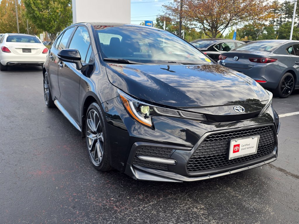 Used 2022 Toyota Corolla SE w/ SE Premium Package FWD image 10