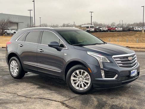 Used 2019 Cadillac XT5 AWD image 5