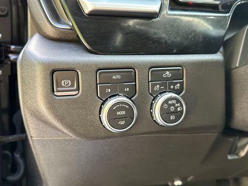 Used 2023 GMC Sierra 1500 Elevation AWD/4WD image 23