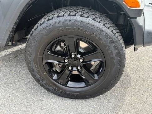 Used 2021 Jeep Wrangler Unlimited Sport AWD/4WD image 10
