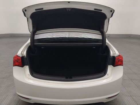 Used 2018 Acura TLX image 29