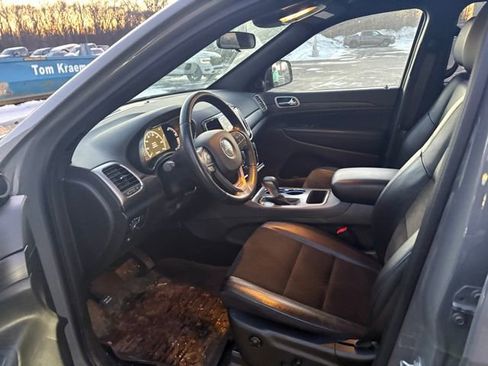 Used 2021 Jeep Grand Cherokee Laredo X image 11