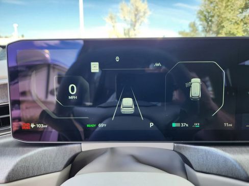 New 2026 Kia EV9 Wind image 17