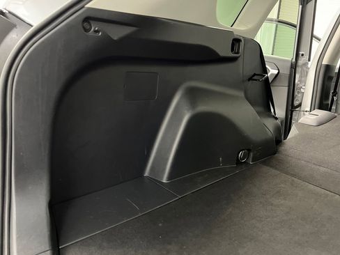 Used 2024 Toyota RAV4 LE image 30