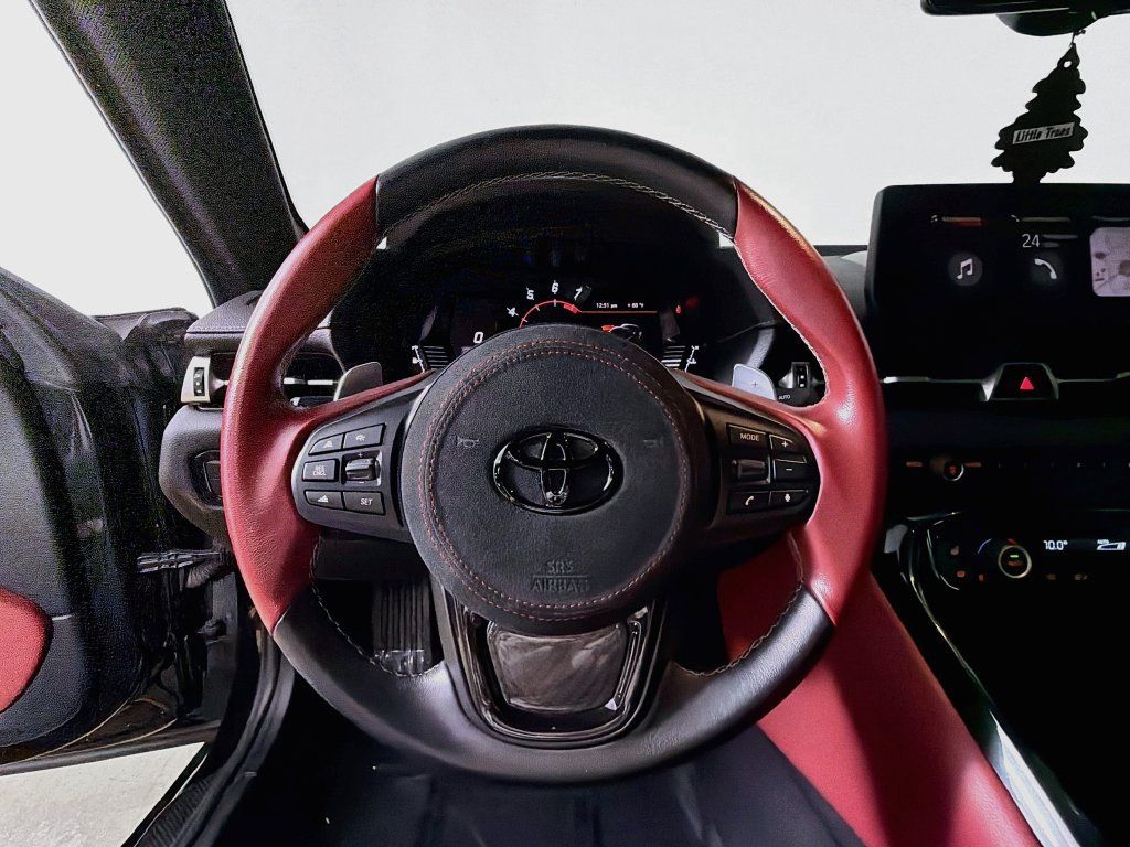 Used 2020 Toyota Supra Launch Edition w/ Driver Assist Package RWD image 11