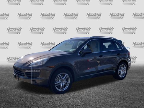 Used 2012 Porsche Cayenne S image 5