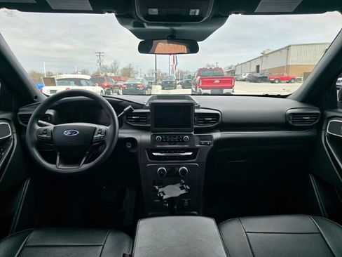 Used 2025 Ford Explorer 4WD Police Interceptor w/ Ultimate Wiring Package image 14