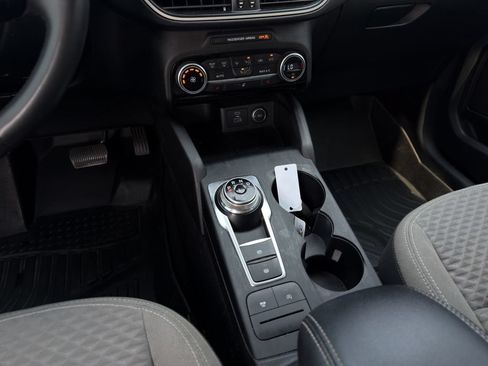 Used 2021 Ford Escape SE w/ SE Sport Appearance Package AWD/4WD image 15