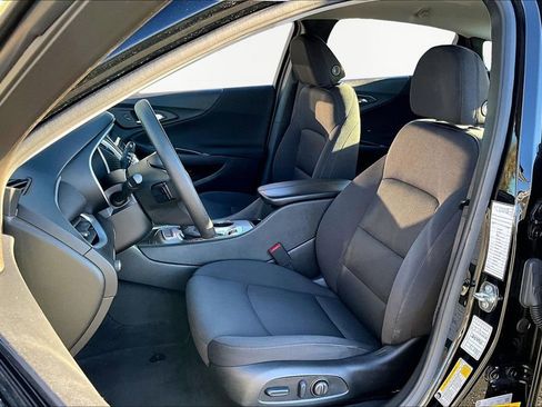 Used 2024 Chevrolet Malibu LT image 15