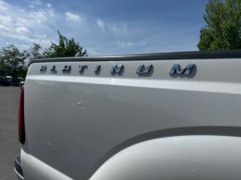 Used 2014 Ford F250 Platinum AWD/4WD image 9