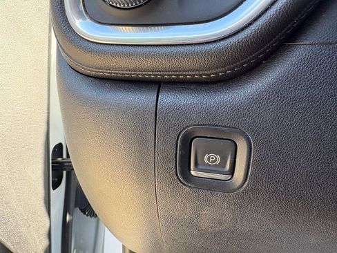 Used 2021 GMC Sierra 2500 SLT w/ SLT Premium Package image 26