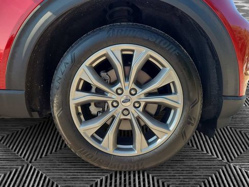 Used 2023 Ford Explorer XLT w/ Equipment Group 202A RWD image 16