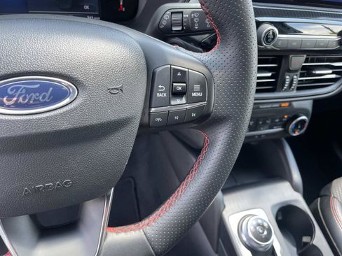 Used 2025 Ford Escape ST-Line FWD image 13