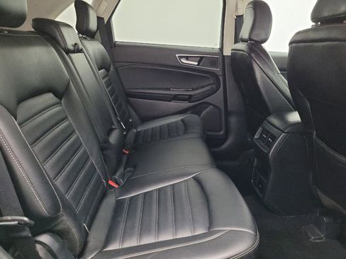 Used 2020 Ford Edge SEL w/ Convenience Package FWD image 19