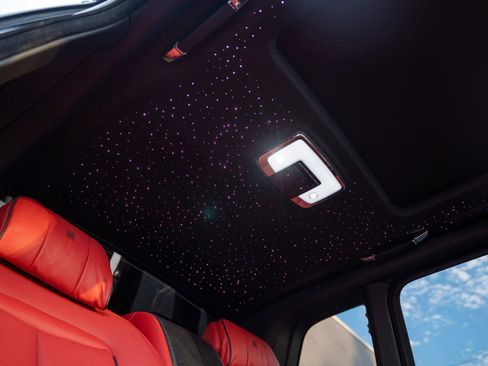 Used 2019 Rolls-Royce Cullinan image 14