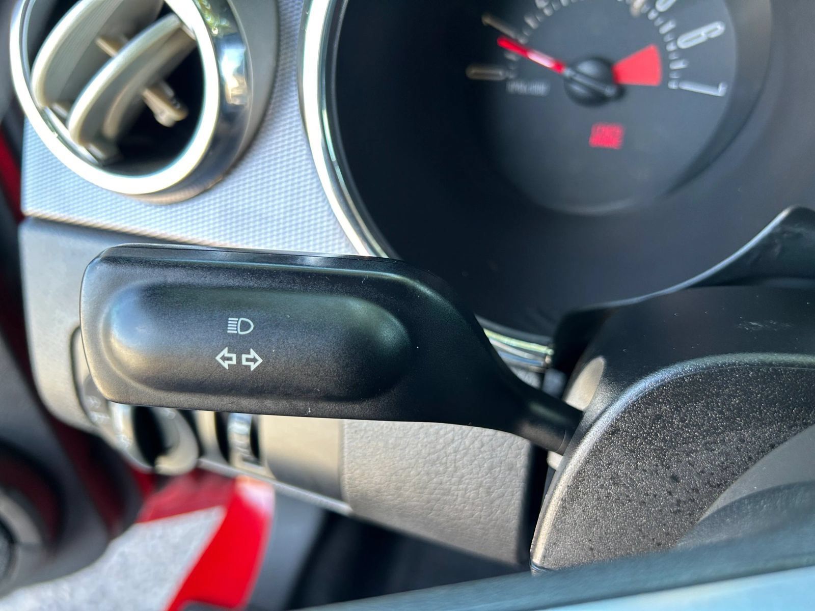 Used 2006 Ford Mustang Coupe RWD image 15