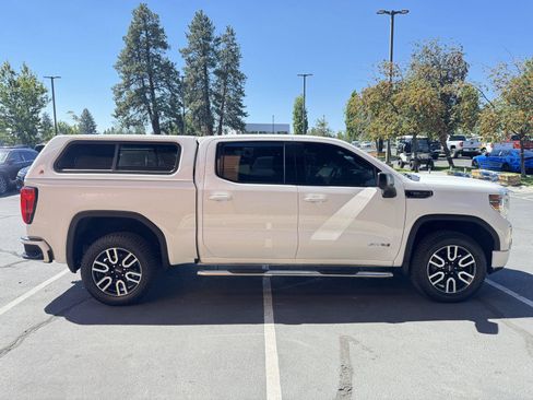 Used 2021 GMC Sierra 1500 AT4 w/ AT4 Preferred Package AWD/4WD image 6