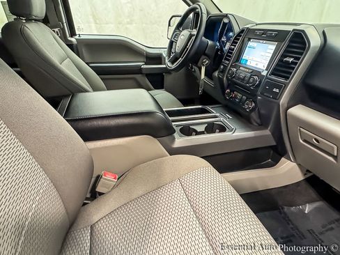 Used 2018 Ford F150 XLT w/ Equipment Group 302A Luxury AWD/4WD image 24