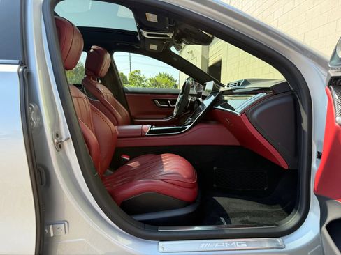 Used 2024 Mercedes-Benz S 63 AMG S image 59