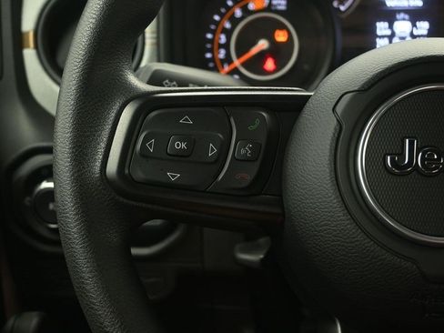 Used 2024 Jeep Wrangler Sport AWD/4WD image 19