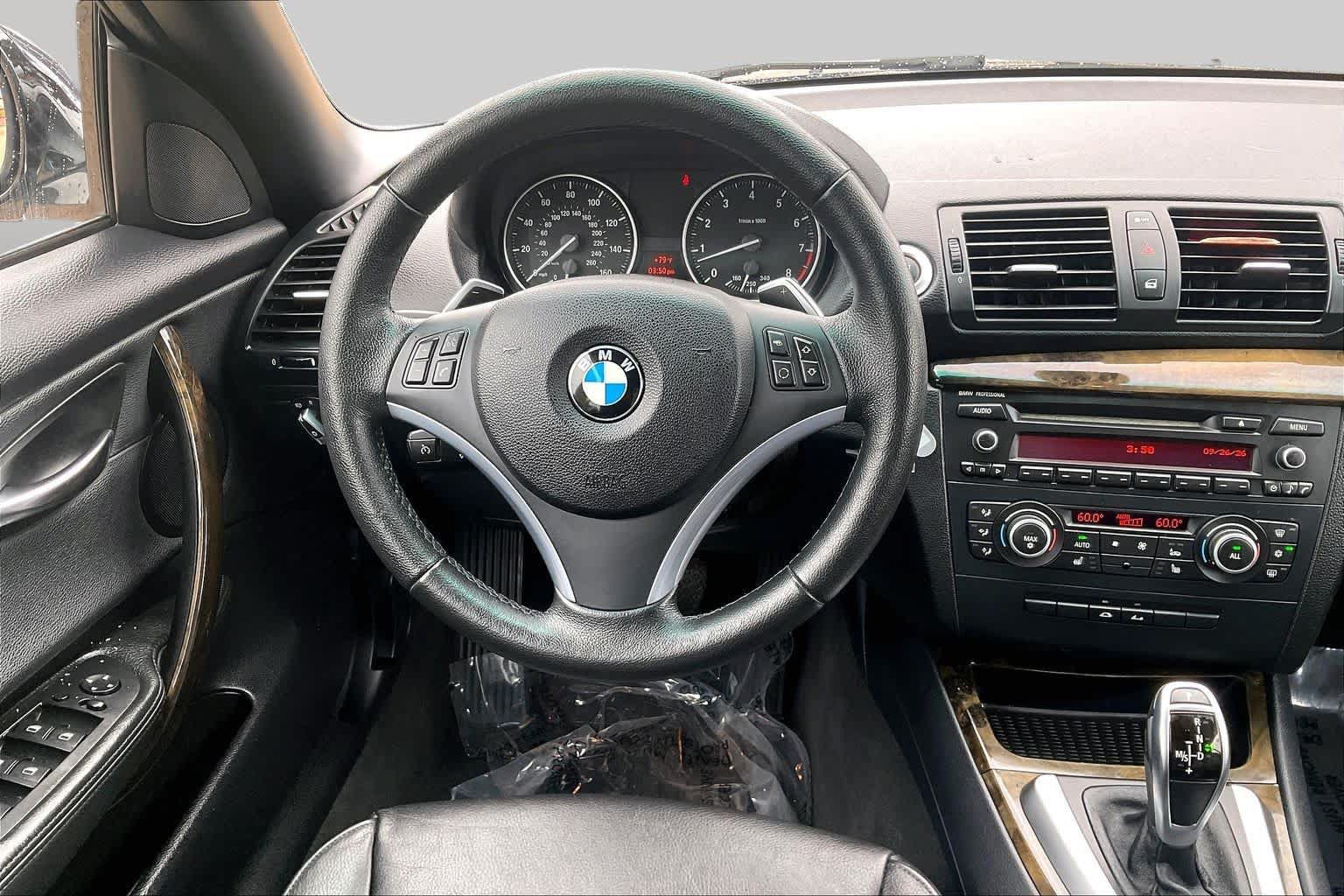 Used 2012 BMW 135i Convertible RWD image 5