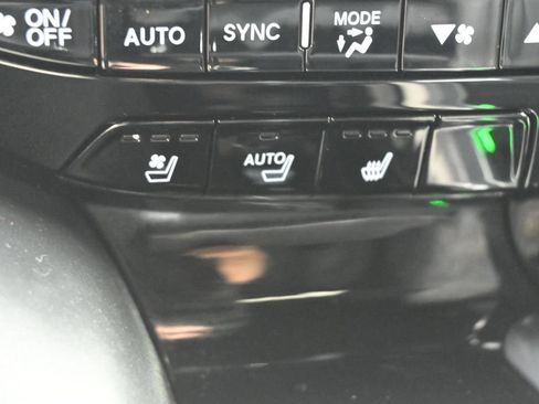 Used 2022 Acura MDX A-Spec AWD/4WD image 16