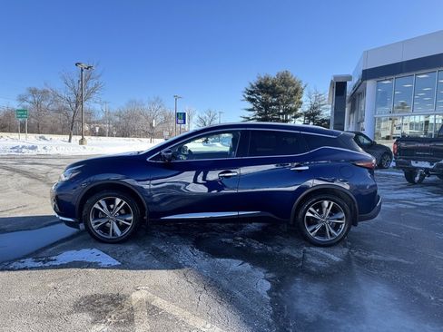 Used 2020 Nissan Murano Platinum w/ Cargo Package image 2