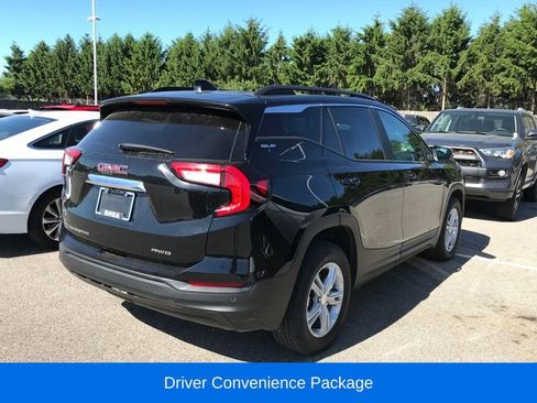 Used 2024 GMC Terrain SLE w/ Driver Convenience Package AWD/4WD image 3