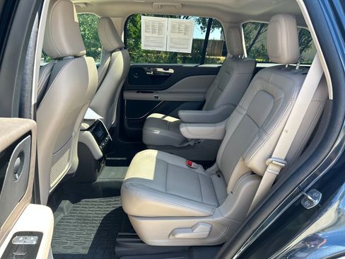Certified 2024 Lincoln Aviator Reserve w/ Equipment Group 201A AWD/4WD image 27