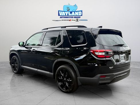 New 2026 Honda Pilot Black Edition image 3